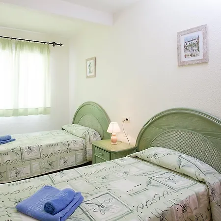 Apartamento La Caleta 05 *