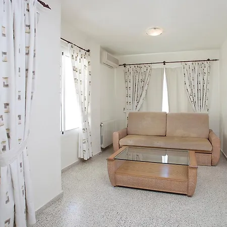 Apartament La Caleta 05 *
